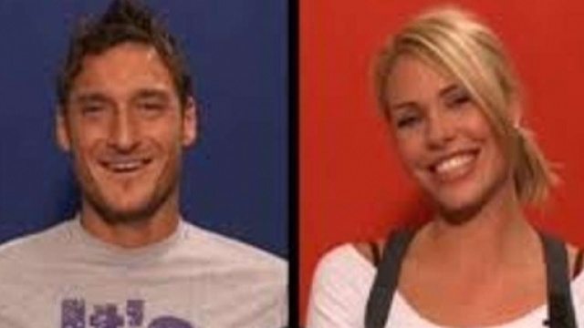 Francesco Totti e Ilary Blasi durante il confronto a Le Iene