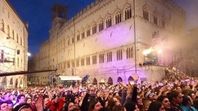 La notte di Radio Subasio: &laquo;Perugia fantastica&raquo;. Mannoia e Ruggeri ... - ilmessaggero.it