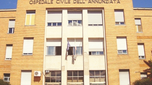 Tragedia sfiorata a Cosenza: bimbo cade e perde conoscenza