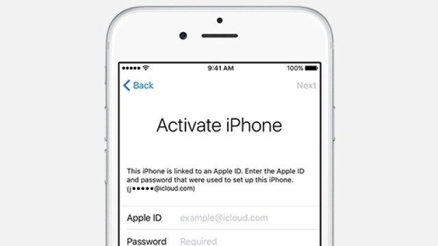 iPhone 7 bloccato all&rsquo;attivazione
