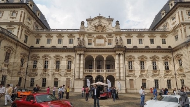Un momento del Salone dell'auto 2016 al Valentino