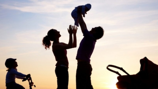 Raddoppia il bonus beb&egrave;: ecco gli importi