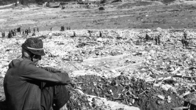 Vajont 9 ottobre 1963: Il paese che non esiste pi&ugrave;, spazzato via dalla valanga d'acqua