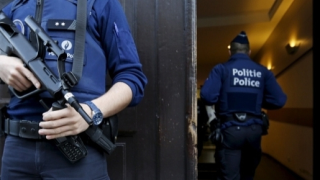 Ben 13 avvisaglie per la polizia belga