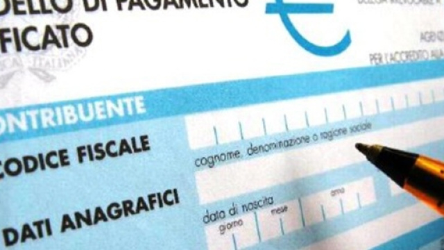 Pagamento modello F24, inserire una virgola pu&ograve; costare caso.