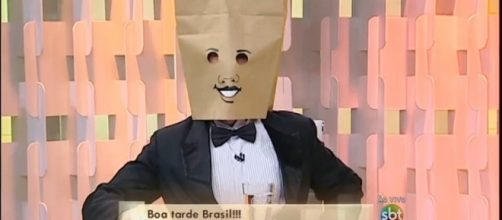 Saiba quem &eacute; o &ldquo;Homem do Saco&rdquo; do programa &ldquo;Fofocando&rdquo;