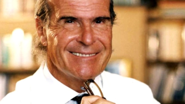 Addio all'oncologo Umberto Veronesi | FreedomPress | FreedomPress - freedompress.cc