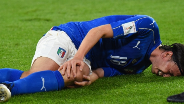 Nella foto Riccardo Montolivo, infortunatosi con la Nazionale l'ottobre scorso.