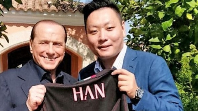 SIlvio Berlusconi e Han Li, direttore esecutivo di Sino-Europe