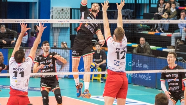 Superlega> Il Gi Group Monza lascia a Molfetta gara 1 ... - volleymaniaweb.com