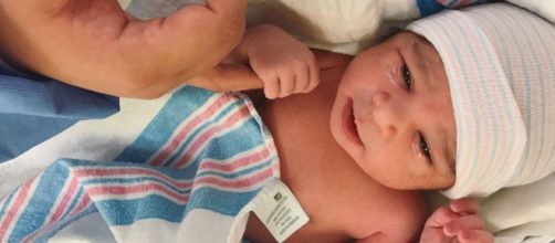 Meet Baby Dream! See an Exclusive First Photo of Rob Kardashian ... - eonline.com