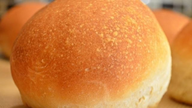 Ecco come fare i panini al latte