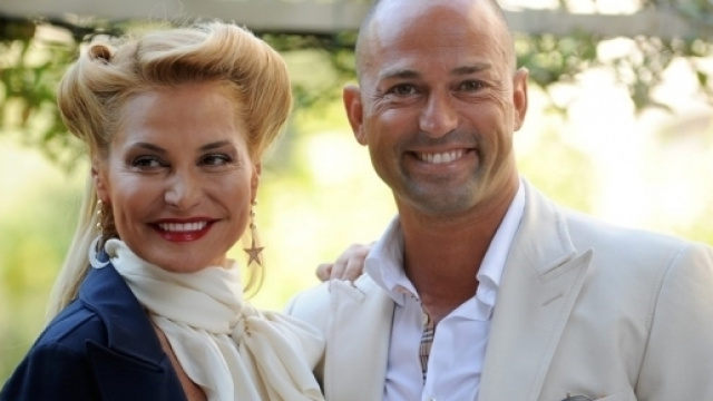 Stefano Bettarini con l'ex moglie Simona Ventura