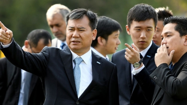 Zhang a Milano per riassettare la societ&agrave;. Il figlio Steven&hellip; &ndash; FC ... - fcinter1908.it