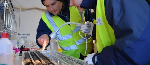 Iceland turns carbon dioxide to stone - Geographical - geographical.co.uk