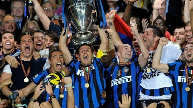 Calciomercato, un eroe del triplete dell'Inter annuncia il suo futuro.
