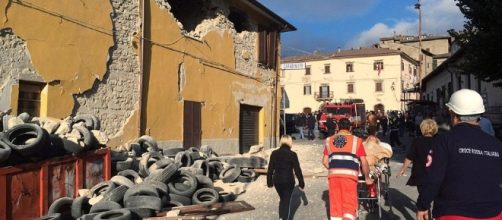 Many road and buildings have been badly damaged as a result of the fierce quake sourced viu Blasting News Library