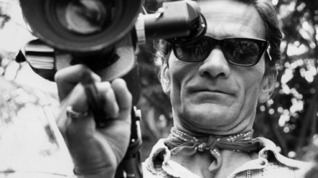 'Pasolini - massacro di un poeta': il libro di Simona Zecchi - ilcaffe.tv