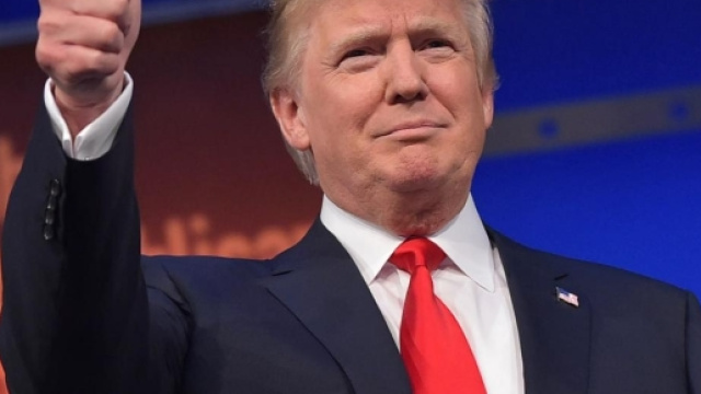 Donald Trump spinge ancora per realizzare il muro alla frontiera messicana