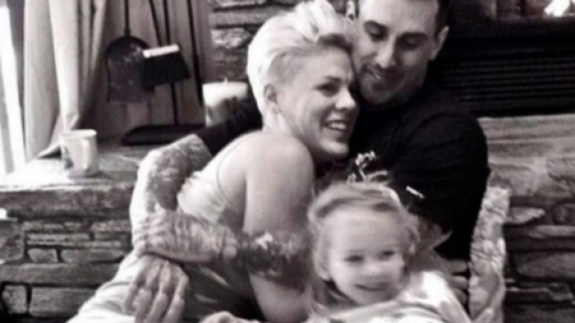 Pink incinta per la seconda volta, lo annuncia su Instagram.