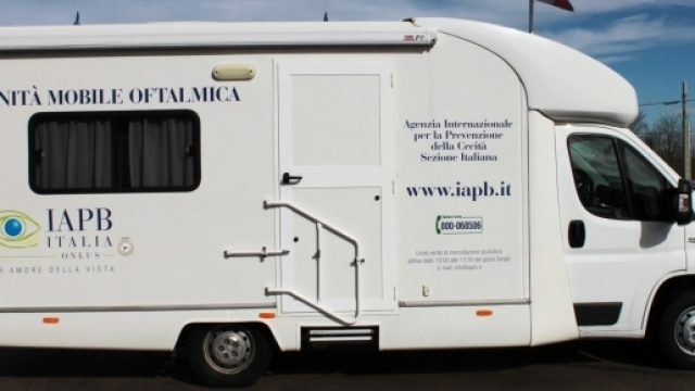 Unit&agrave; mobile oftalmica dell'Agenzia internazionale per la prevenzione della cecit&agrave;-IAPB Italia onlus