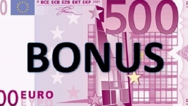 Chiarimenti del Miur sul bonus docenti di 500 euro: rimborsi per le spese dal 1&deg; settembre