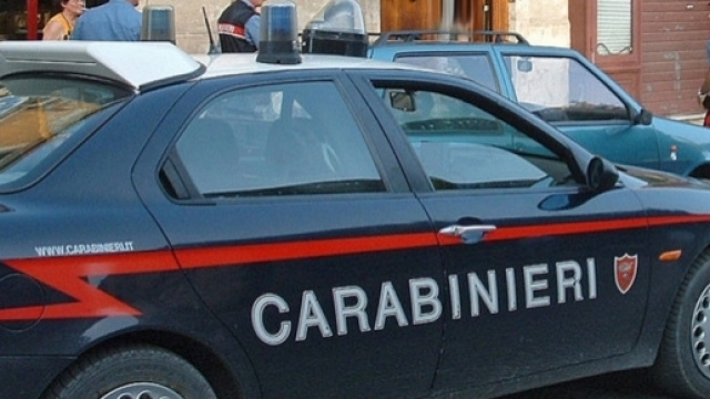 I carabinieri sono intervenuti nell'ospedale per evitare il peggio