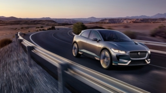 La nuova Jaguar iType, si avvicina l'elettrica