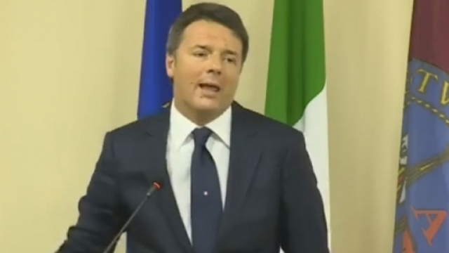 Ultime news scuola, mercoled&igrave; 16 novembre 2016: Renzi a Catania 'Non possiamo lasciar per strada 200mila precari'