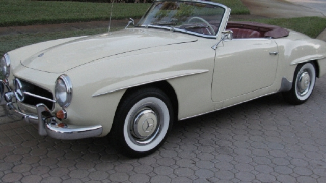 La Mercedes "190 SL" &egrave; rimasta un sogno per il pensionato francese.