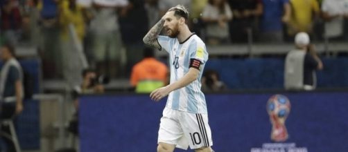 La Selecci&oacute;n y Messi en un dif&iacute;cil momento