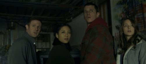 Parallels TV pilot produced by Netflix and Fox screencaped via Netflix