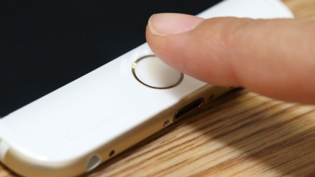 Il touch non funziona? Lo ripariamo, ma niente &egrave; gratis