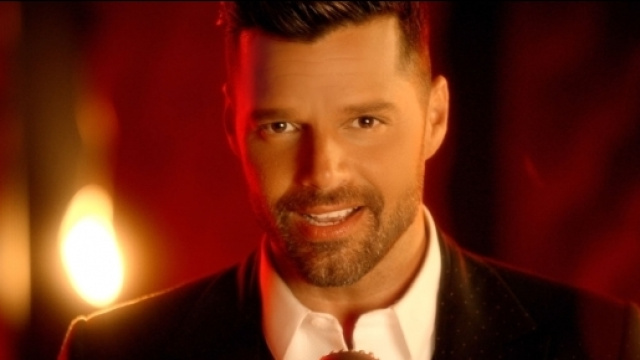 Ricky Martin presto convoler&agrave; a nozze