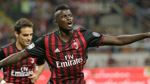 Niang esulta dopo il gol alla Lazio