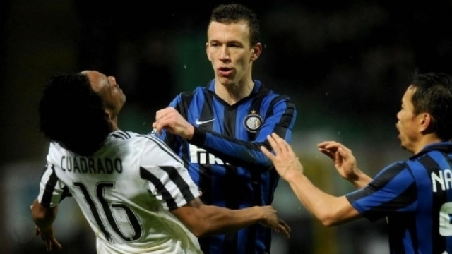 Inter-Juventus, la moviola: Medel-Hernanes era fallo. Rigore ... - corrieredellosport.it