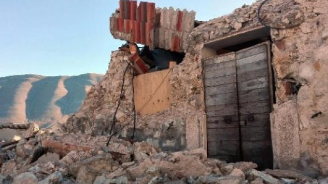 Rinvio referendum, le macerie dell'Italia sfruttate a fini politici