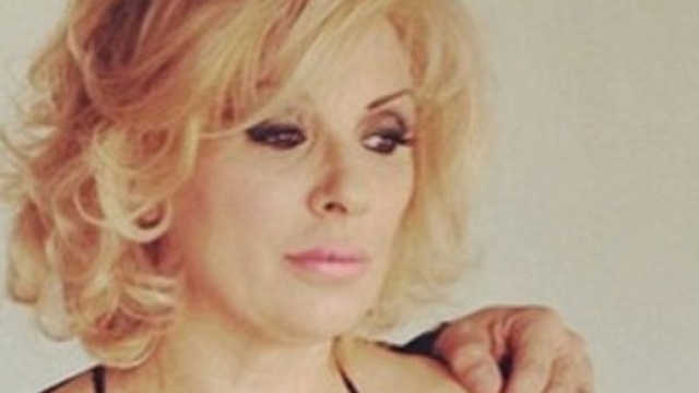Tina Cipollari nel cast di Selfie - Tutto pu&ograve; cambiare.