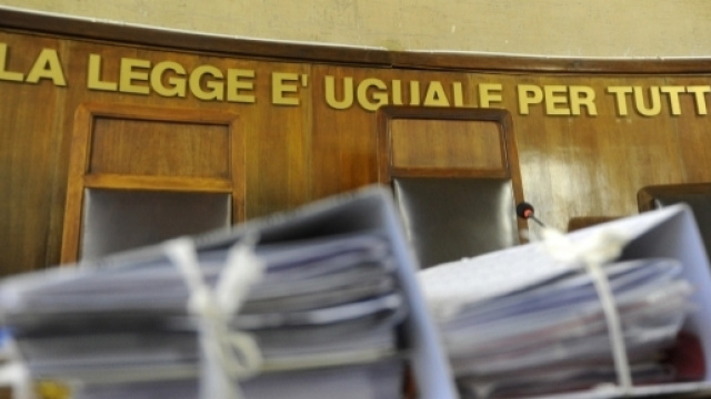 Ultime notizie scuola, mercoled&igrave; 2 novembre 2016: Miur sconfitto in Tribunale per la stipula di contratti a termine.