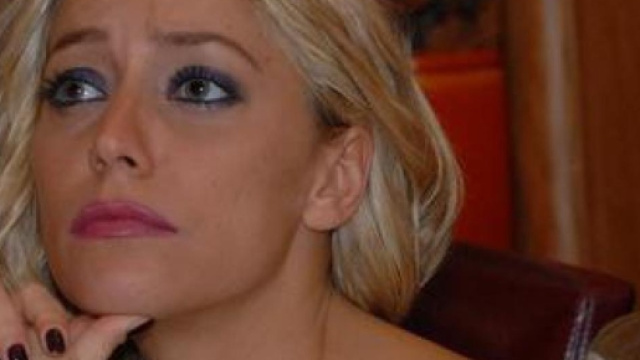 Uomini e Donne gossip, Karina contro Andrea e Giulia