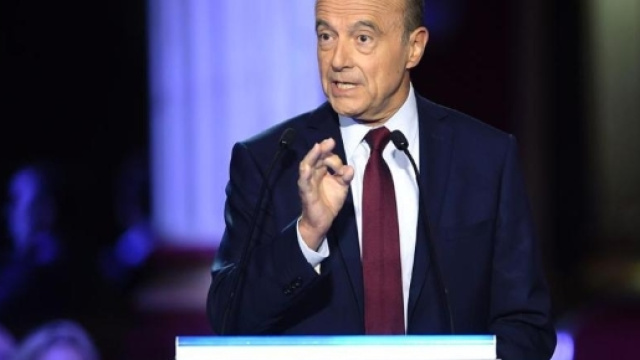 Francia, Jupp&eacute; vince il dibattito tv tra i candidati alle primarie ... - lastampa.it