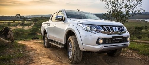 Mitsubishi L200 Triton 2017 muda de nome e ganha motor de alum&iacute;nio