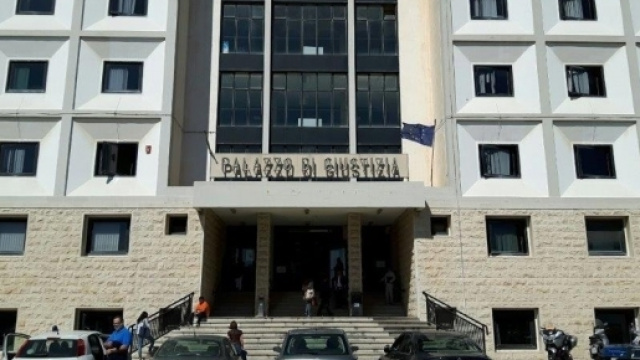 Ultime news scuola, luned&igrave; 21 novembre 2016: a Palermo e a Siracusa, docenti malmenati