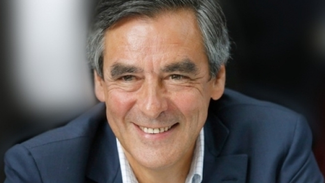 Francois Fillon &egrave; ormai il candidato favorito del centrodestra alle primarie per le presidenziali di Francia
