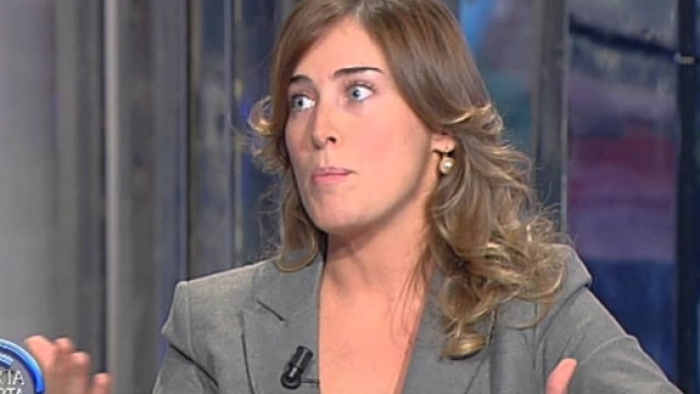 Ministra Elena Boschi a porta a porta