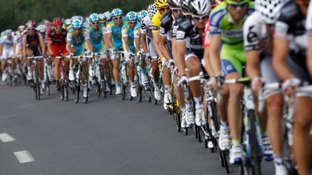 2010 Tour de France - part II - Photos - The Big Picture - Boston.com - boston.com