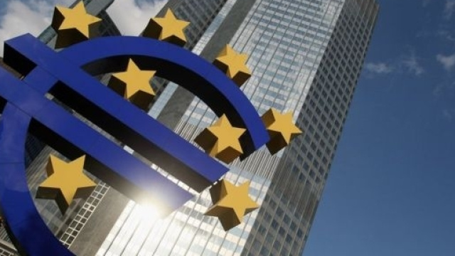 L'Euro-zona si riscopre vulnerabile alle spinte politiche avverse
