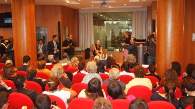 La Sala Conferenze della Clinica Mediterranea di Napoli