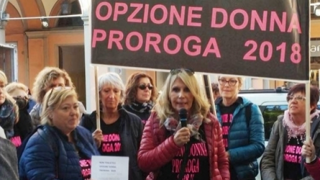 Pensioni, ultime novit&agrave; su opzione donna: sub emendamento per proroga al 2018, news 24 novembre 2016