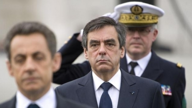 Sarkozy e Fillon (Lionel Bonaventure/AFP - Le Figaro)